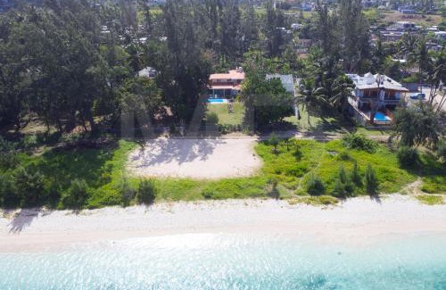 Surinam Villa | Le Badamier Rose
