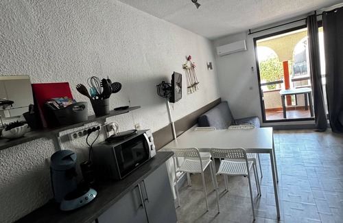 Le Barcares Apartment | Le Barcarès, 2 rooms, 6 people with terrace and view of the marine lake