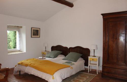 Montsegur-sur-Lauzon House | Le Bastidon, gîte des Lucioles en Provence