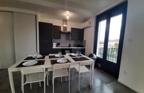 Montauban Apartment | Le beau T3 Fonneuve clim parking facile