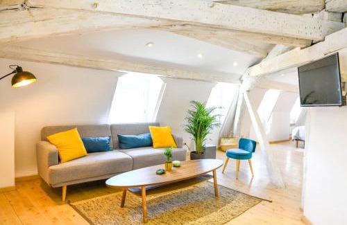 Prefecture Apartment | Le Bel Air - Loft spacieux centre de Marseille