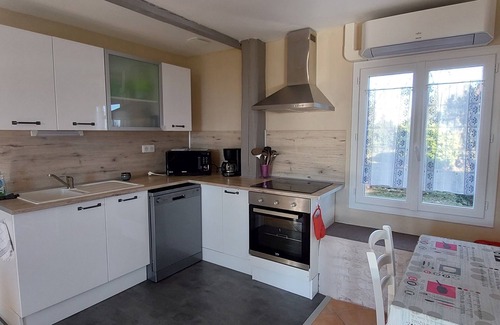 Vezac Cottage | Le Bellevue, quiet gite with panoramic view 10 minutes from Sarlat