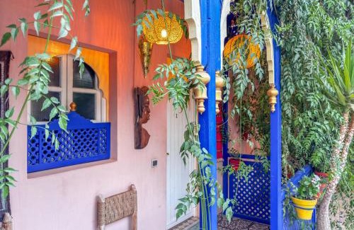 Sidi Abdallah Ghiat Bed & Breakfast | Le Bleu House