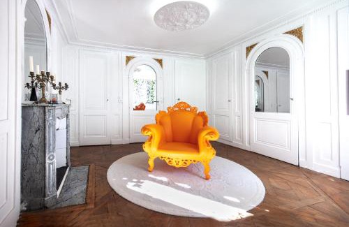 Besancon Old Town Apartment | Le Boudoir Secret