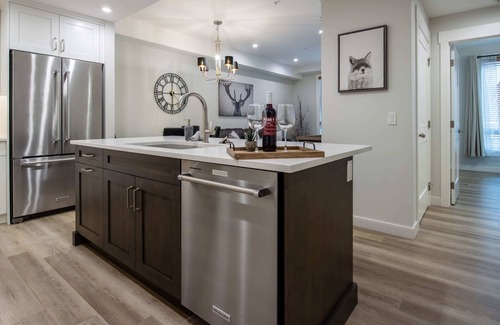 Canmore Condo | Le Bucheron Stunning Spring Creek Luxury condo