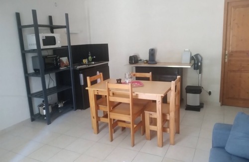 Le Vigan Villa | Le Cévenn'hols - Gîte 1 Terrasse Dans Propriété au Calme