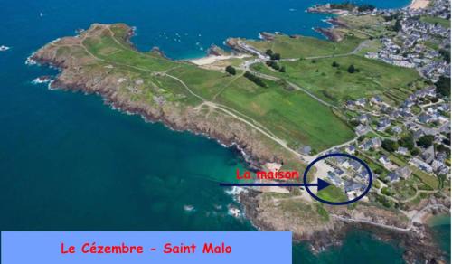 Rotheneuf-Le Pont House | Le Cézembre - vue 180 baie St Malo