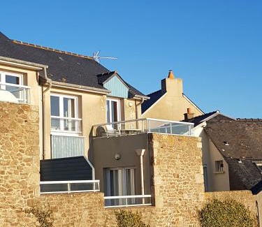 Rotheneuf-Le Pont House | Le Cézembre - vue 180 baie St Malo