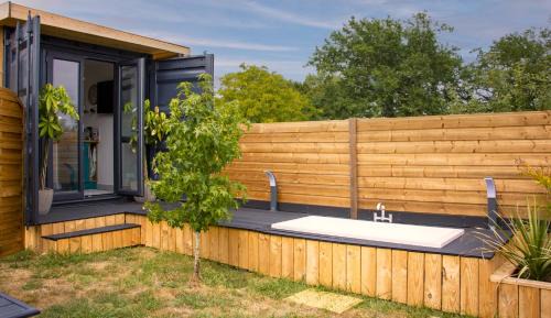 Laprade House | Le Cabin Charbonnaud