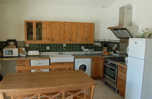 Montpellier de Medillan Cottage | Le Cadran Solaire Recently Renovated Gites with Indoor Pool