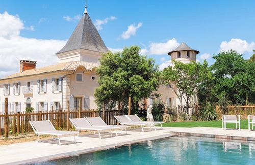 Caux Apartment | Le Cadran Solaire, Gîte Intimiste Haut de Gamme Avec Piscine et Sauna, à Pézenas