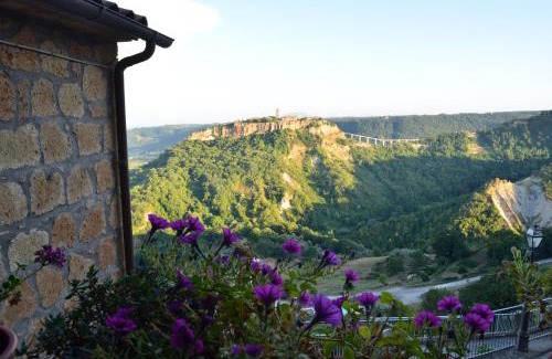 Lubriano House | Le Calanque La Terrazza su Civita