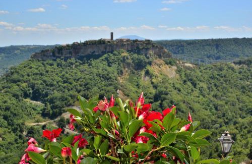 Lubriano House | Le Calanque La Terrazza su Civita
