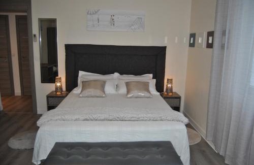 California - Pezou Apartment | Le Calme au Centre Ville à 10 minutes à pied de la Croisette et des plages