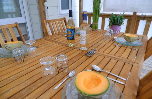 Semussac House | LE CARRELET Mobil home climatisé INSOLITE & COSY 4 à 6 Personnes
