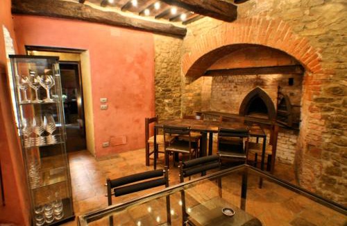 Monforte d'Alba Hotel | Le Case della Saracca