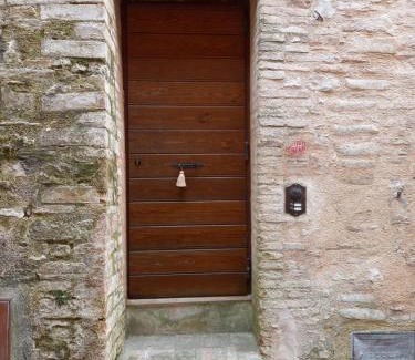 Nocera Umbra House | Le Case di Domenico, Azalea