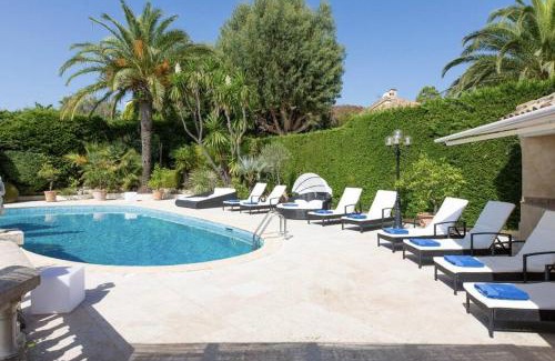 Vallauris Villa | LE CASTEL ROSE Super Cannes, face aux Îles de Lérins