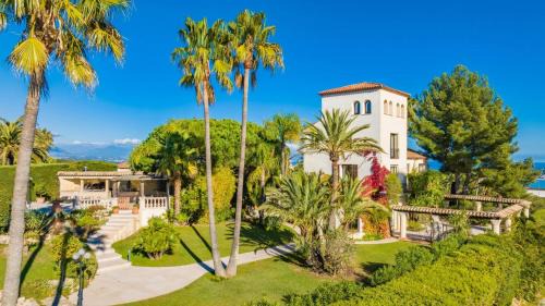 Vallauris Villa | LE CASTEL ROSE Super Cannes, face aux Îles de Lérins