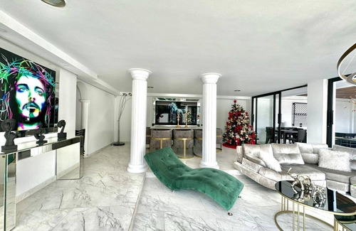 Buenos Aires Villa | Le Catania 4 Bedroom Modern Villa, With Waterfall Large Pool.