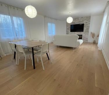 Meulers House | Le Cerisier