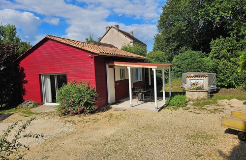 Vergt Ski Chalet | Le Chalet between Périgueux and Bergerac awaits you