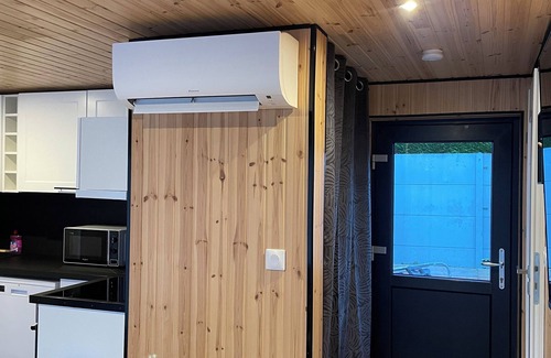 Biville-sur-Mer Ski Chalet | Le Chalet d'Amélia