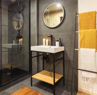Lalaye Ski Chalet | Le chalet des bois