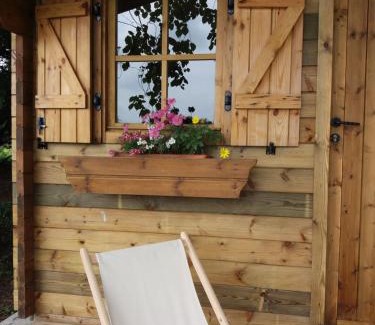 Saint-Vaast-la-Hougue Ski Chalet | Le Chalet du Clos Giot