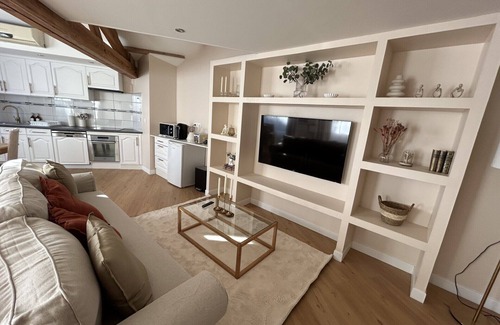 Lourdes House | Le Chalet: house with garden and parking