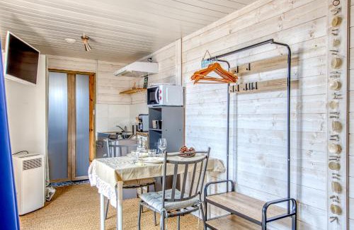 Vertheuil House | Le Chalet in Medoc