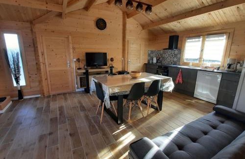 Jau-Dignac-et-Loirac Ski Chalet | Le Chalet Médocain