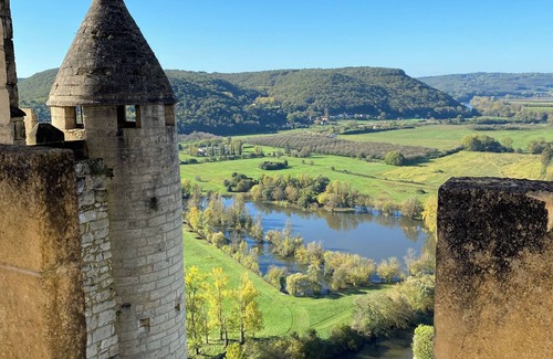 Saint-Aubin-de-Nabirat House | Le Chant des Verdiers. Maison en Pierre Restaurée Avec un Cadre Exceptionnel
