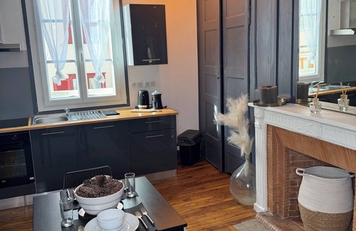 Limoges Apartment | Le Charmant, Apartment-Limoges