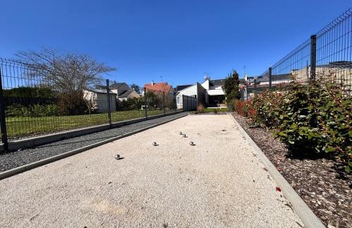 Miroir - Batignolles House | Le Charme - Jardin - Petanque - Parking - 6p