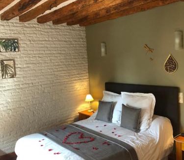 Penin Bed & Breakfast | le chateau de PENIN
