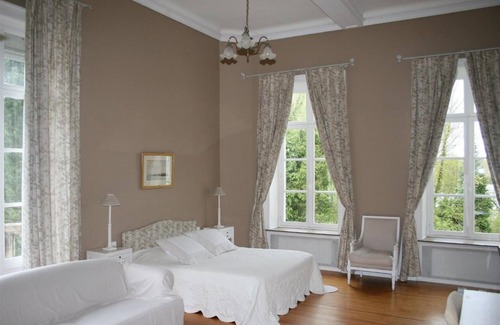 Lillers Bed & Breakfast | Le Chateau de Philiomel