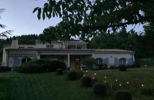 Serres Bed & Breakfast | Le Cheval Blanc