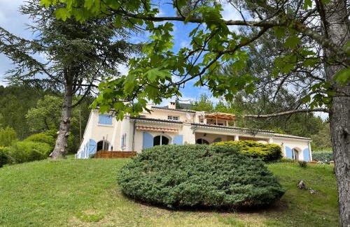 Serres Bed & Breakfast | Le Cheval Blanc