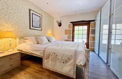 Saint-Cyprien Bed & Breakfast | Le Chevrefeuille chambres d'hotes et gîtes de charme