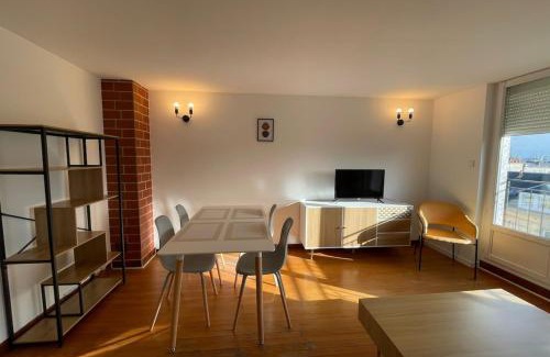 Cote Est Soquence Apartment | Le ciel havrais