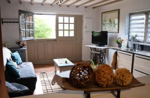 Tortefontaine House | Le Clair Matin