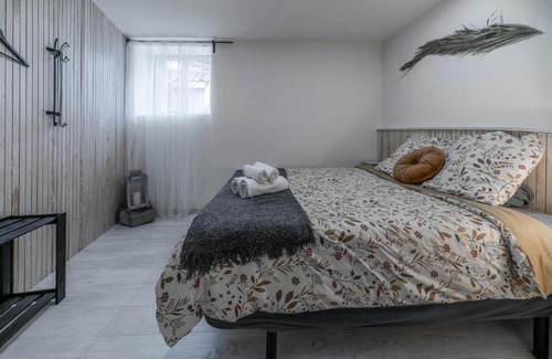 Chamalieres Apartment | *Le Claussat* Paisible - RDC - Proche centre ville