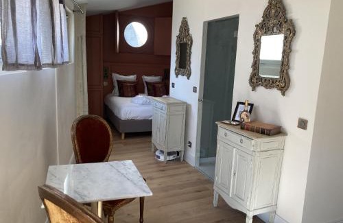 Avignon City Centre Apartment | Le Cloitre des Augustins 5 stars Spa & Fitness