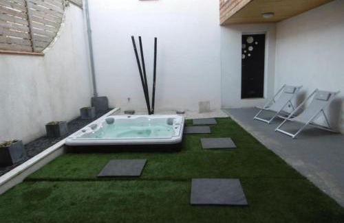 Sarrant Villa | Le clos d'Ondres-Spa