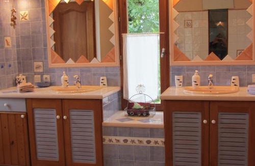 La Roche-des-Arnauds Bed & Breakfast | Le Clos de Lumière