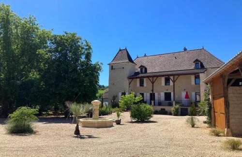 Clesse House | Le Clos De Quintaine Gîtes de Charme