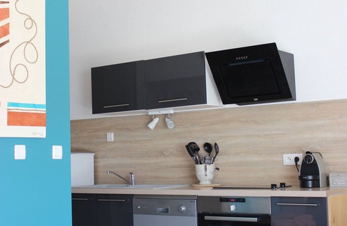 Tarascon Cottage | Le Clos des Vergers Air-conditioned cottage with access to the jacuzzi