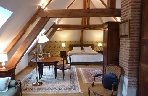 Chateau-Renard House | Le Clos Saint Nicolas