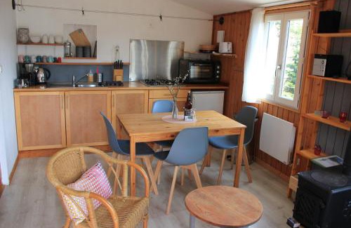 Thiezac House | Le Clou